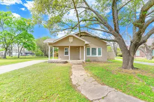 914 Prairie Ave, Cleburne, TX 76033 - Photo 1