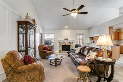 3414 Spring Willow Drive, Grapevine, TX 76051 - Photo 5