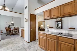 3414 Spring Willow Dr, Grapevine, TX 76051 - Photo 9