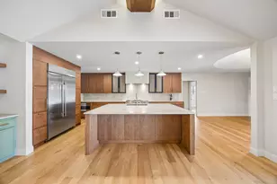 7023 Brookshire Dr, Dallas, TX 75230 - Photo 5