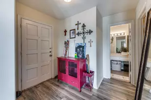 1801 Old Oak Dr, Arlington, TX 76012 - Photo 17