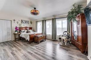 1801 Old Oak Dr, Arlington, TX 76012 - Photo 7