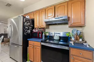 1013 Waverly Dr, Arlington, TX 76015 - Photo 9