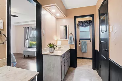 121 Montreal Drive, Hurst, TX 76054 - Photo 15