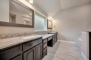 9820 Surveyor Rd, Little Elm, TX 75068 - Photo 27