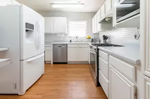 1803 Oak Tree Ln, Arlington, TX 76013 - Photo 15