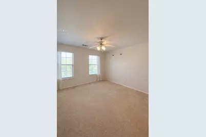 2835 Park Springs Drive, Grand Prairie, TX 75052 - Photo 15