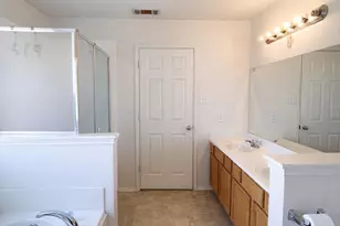 2835 Park Springs Dr, Grand Prairie, TX 75052 - Photo 27