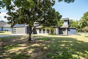 117 Modoc Trail, Lake Kiowa, TX 76240 - Photo 21