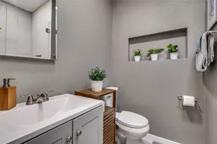 708 Blaylock Dr, Dallas, TX 75203 - Photo 9