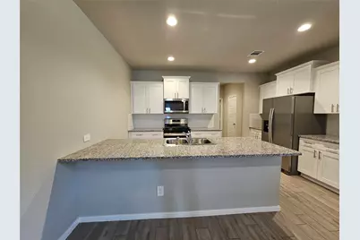 6737 Windfall Drive, Fort Worth, TX 76135 - Photo 13