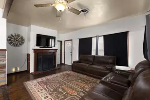 301 W Nelson St, Bowie, TX 76230 - Photo 3