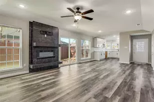 5225 Livermore Dr, Arlington, TX 76017 - Photo 3