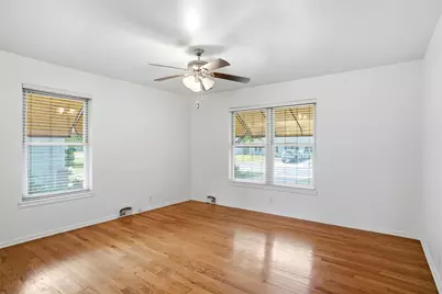 900 Emery Street, Denton, TX 76201 - Photo 13