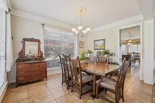 1825 Sandalwood Ln, Grapevine, TX 76051 - Photo 11