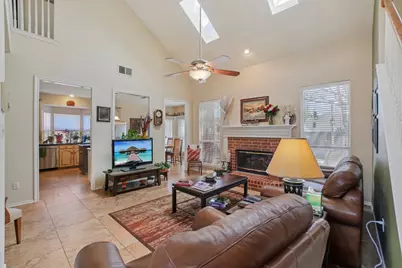 1825 Sandalwood Lane, Grapevine, TX 76051 - Photo 5
