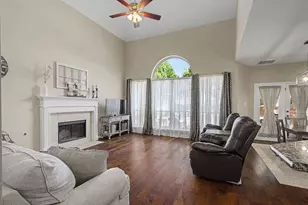 1304 Lakehurst Dr, Flower Mound, TX 75022 - Photo 9