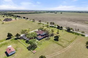 1105 E Highland Rd, Oak Leaf, TX 75154 - Photo 39