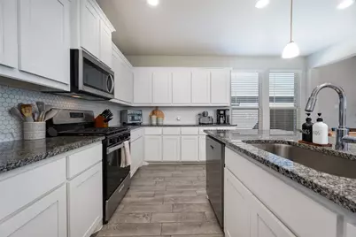 4024 Harvey Lane, Krum, TX 76249 - Photo 17