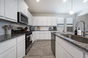 4024 Harvey Ln, Krum, TX 76249 - Photo 7