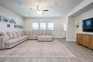 4024 Harvey Ln, Krum, TX 76249 - Photo 11