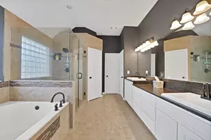 12101 Wildwood Ln, Frisco, TX 75035 - Photo 23