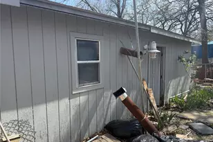 620 E Shepherd St, Denison, TX 75021 - Photo 7