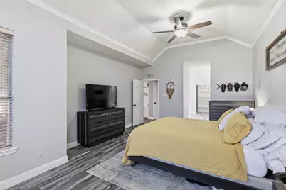 7713 Straits Drive, Rowlett, TX 75088 - Photo 9