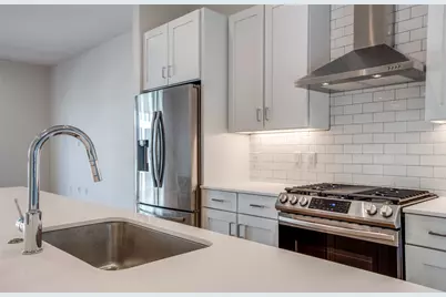 4426 Cabell Drive #1202, Dallas, TX 75204 - Photo 3