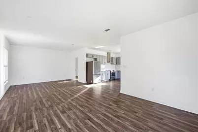 300 S 2nd Street, Tehuacana, TX 76686 - Photo 3
