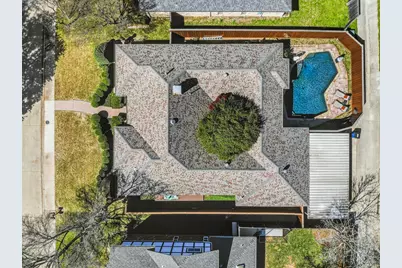 10019 Hickory Crossing, Dallas, TX 75243 - Photo 27