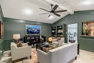 10019 Hickory Crossing, Dallas, TX 75243 - Photo 11