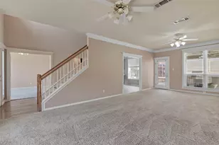 500 Quail Cove Ct, Hurst, TX 76054 - Photo 3