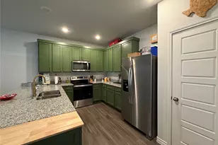 5664 Shore Point Trl, Fort Worth, TX 76119 - Photo 7