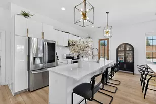 3889 Sam Cir, Dallas, TX 75233 - Photo 3