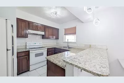 1107 Waverly Drive, Arlington, TX 76015 - Photo 13