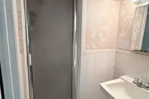 837 Hillside Dr, Sherman, TX 75090 - Photo 9