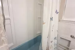 837 Hillside Dr, Sherman, TX 75090 - Photo 11