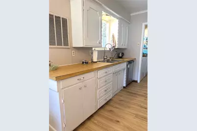 837 Hillside Drive, Sherman, TX 75090 - Photo 3