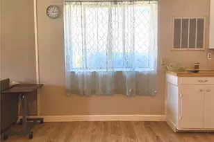 837 Hillside Dr, Sherman, TX 75090 - Photo 5