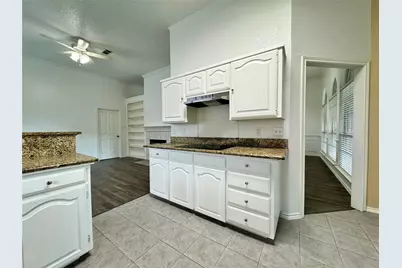 3614 Parkmead Drive, Arlington, TX 76014 - Photo 9