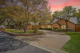 8620 Canyon Crest Rd, Fort Worth, TX 76179 - Photo 37