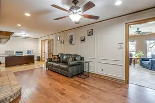 8620 Canyon Crest Rd, Fort Worth, TX 76179 - Photo 9