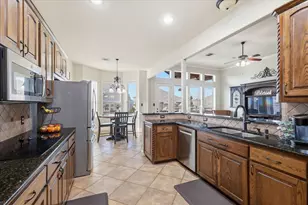 212 Matthew Ave, Denton, TX 76210 - Photo 9