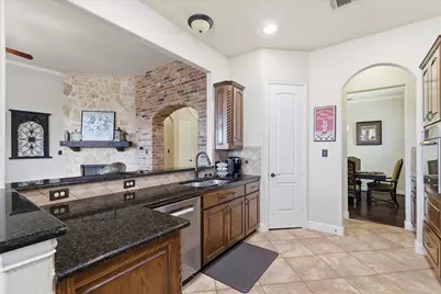 212 Matthew Avenue, Denton, TX 76210 - Photo 11