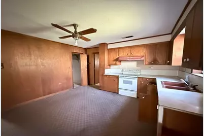 411 E Avenue G, Midlothian, TX 76065 - Photo 7