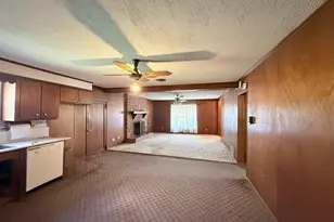 411 E Avenue G, Midlothian, TX 76065 - Photo 7