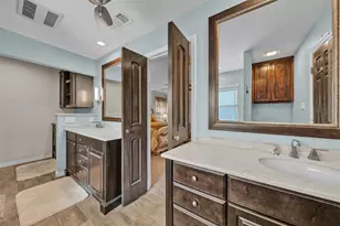 8 Buccaneer Ct, Fort Worth, TX 76179 - Photo 25