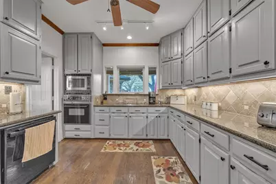 8 Buccaneer Court, Fort Worth, TX 76179 - Photo 15