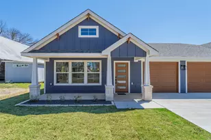 224 Patrick St, Waxahachie, TX 75165 - Photo 1